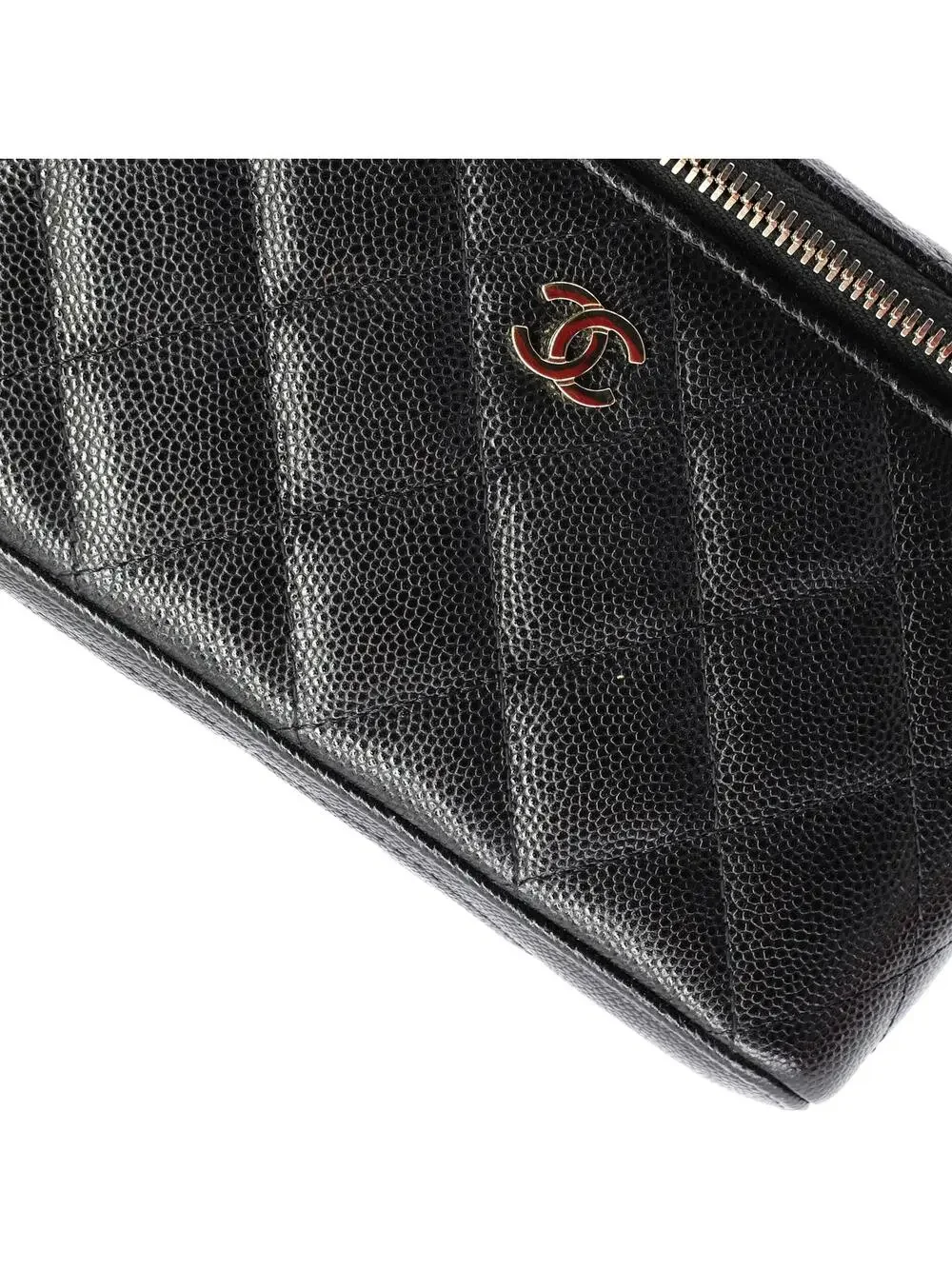 CHANEL elevate your